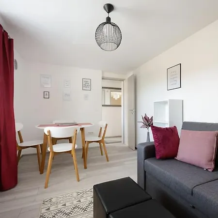 Slovenia + Freeparking & Bikes *