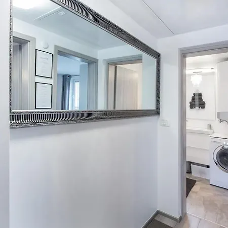 Apartment Slovenia + Freeparking & Bikes *