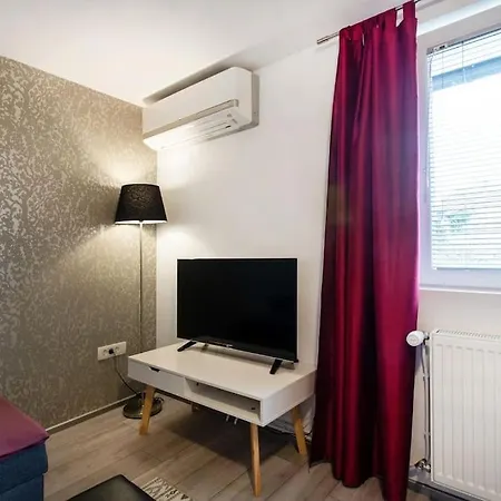 Slovenia + Freeparking & Bikes * 류블랴나