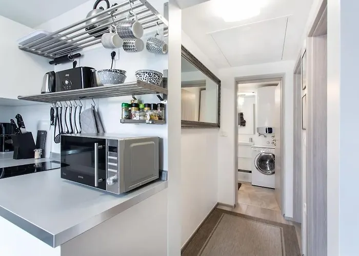 Slovenia + Freeparking & Bikes Apartmán