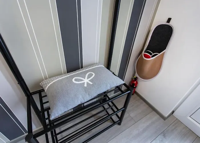 Slovenia + Freeparking & Bikes Apartment *